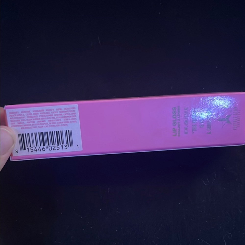 The gloss in wet peach 🍑 - Picture 3 of 6